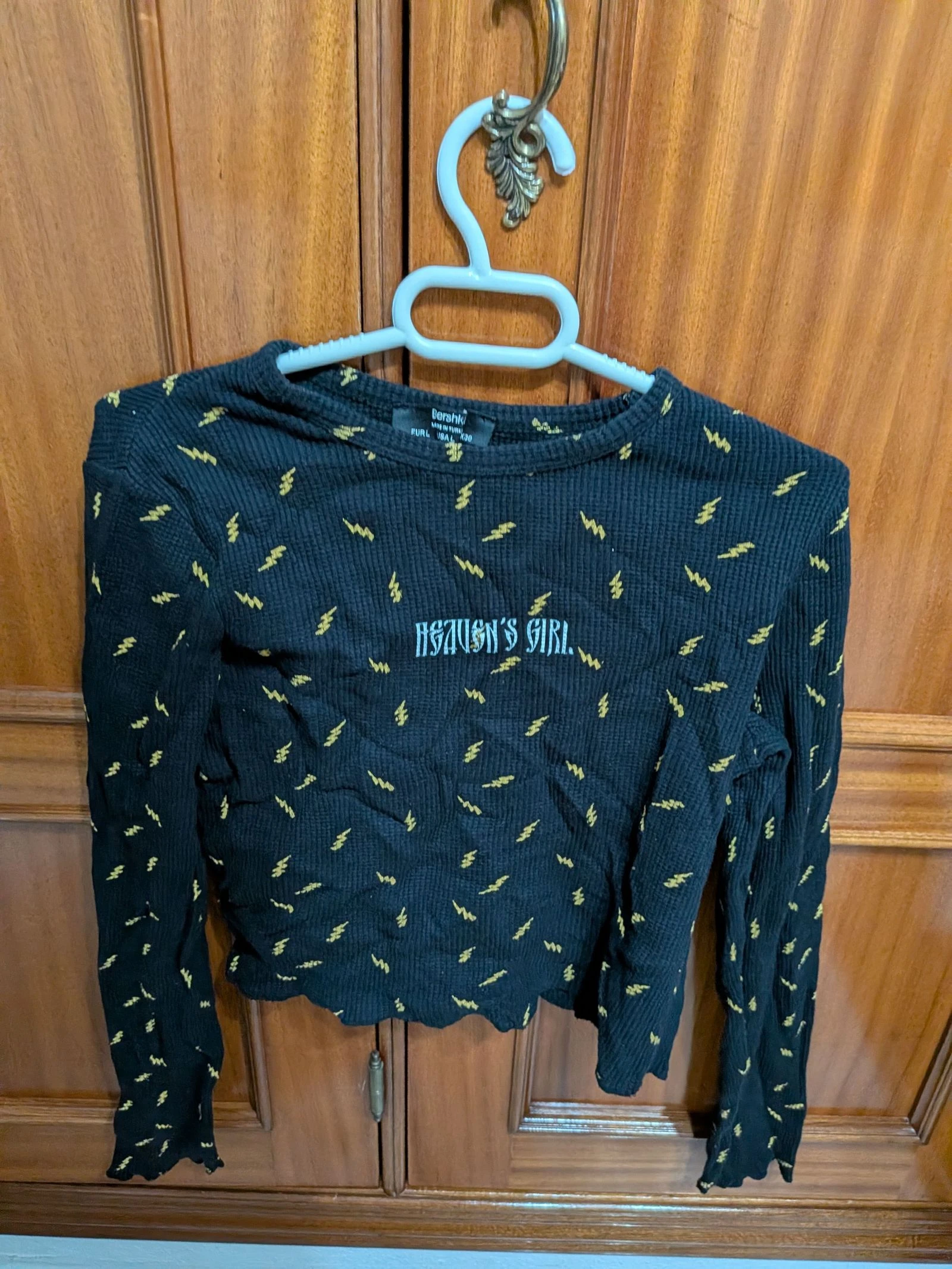 Top manga larga talla L Bershka 